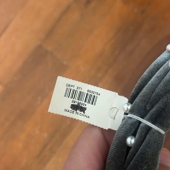 NWT Pearl knot headband - Picture 4 of 4